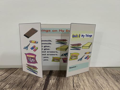 مطوية انجليزي صف ثاني الوحدة 2