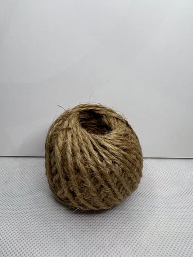 خيط خيش لفة كبيره حبه