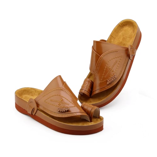 حذاء عسلي تطريز يدوي