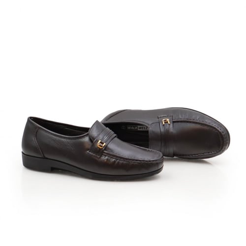 حذاء رسمي بني