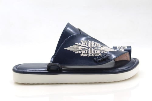 حذاء شرقي كحلي