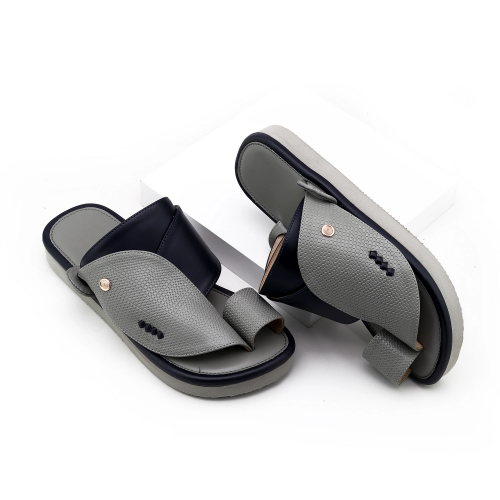 حذاء شرقي سادة