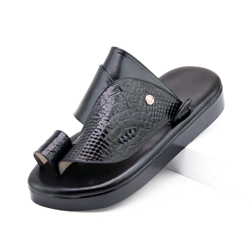 حذاء جلد الثعبان اسود