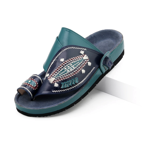 حذاء تركوازي تطريز يدوي