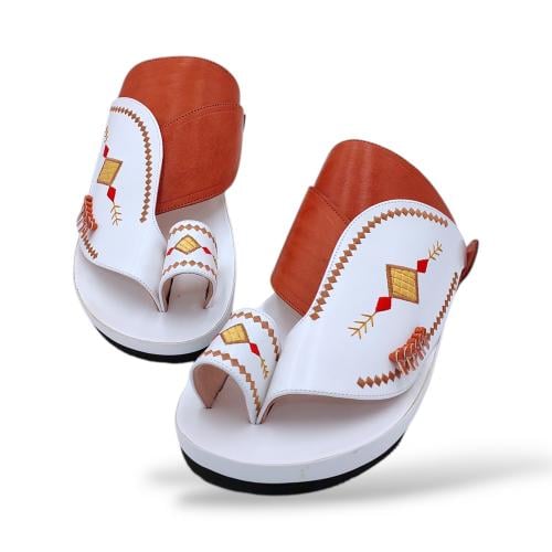 حذاء شرقي طبي