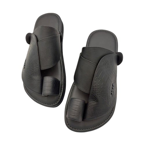 حذاء شرقي اسود مطفي