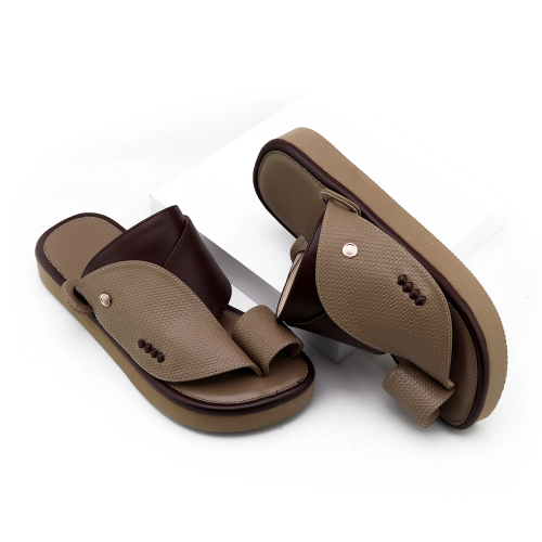 حذاء شرقي سادة