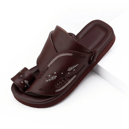 حذاء شرقي مطرز