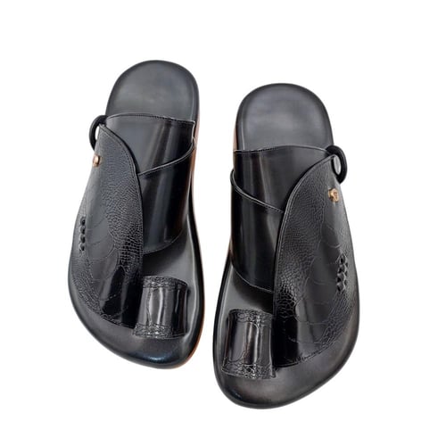 حذاء شرقي ساق النعام اسود