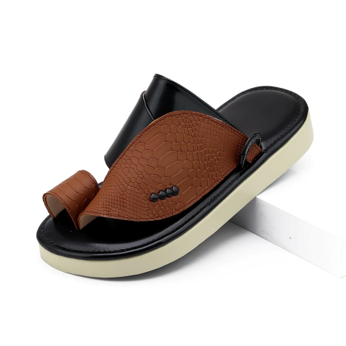 حذاء شرقي تلبيس ثعبان