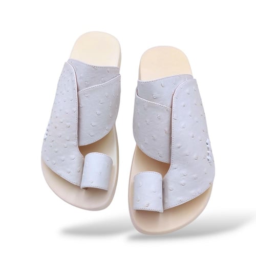 حذاء شرقي ابيض جلد نعام