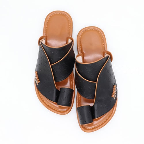 حذاء شرقي جلد النعام لون أسود