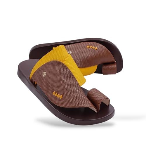 حذاء شرقي بني ارضيه فلكس