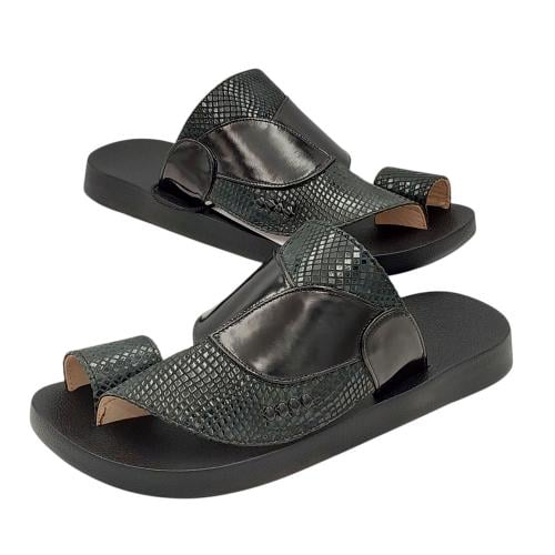 حذاء شرقي نقش اسود صناعه هندي