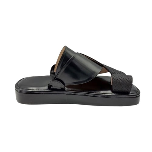 حذاء شرقي جلد طبيعي اسود