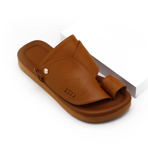 حذاء شرقي مطرز ليزر