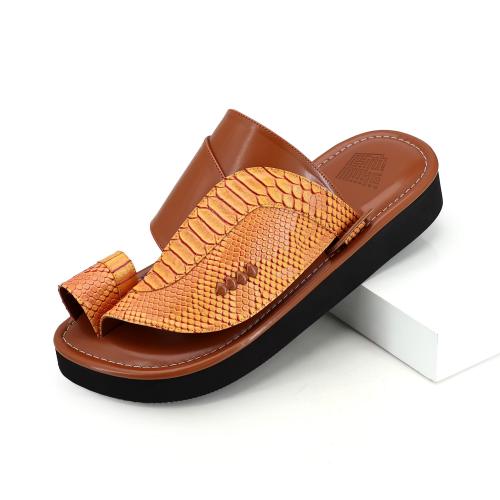 حذاء شرقي ( موديل خاص )
