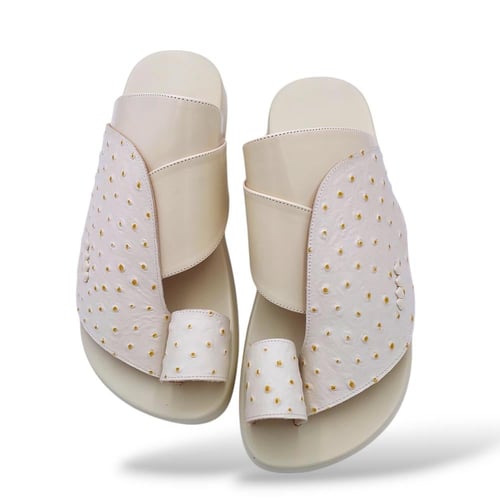 حذاء شرقي جلد نعام بيج