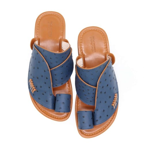 حذاء شرقي لون اسود اصفر