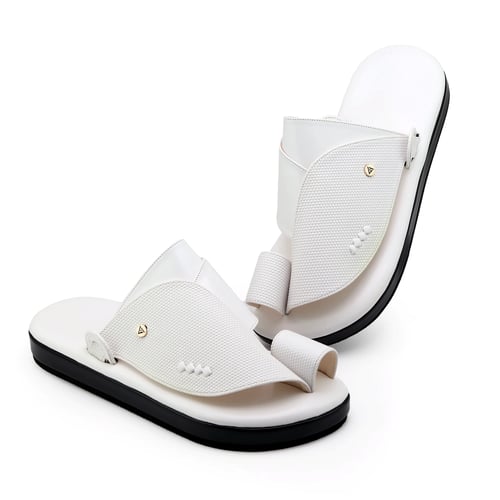 حذاء شرقي تلبيس ابيض