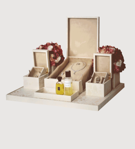 Luxury box for the bride's network with perfumes B...
