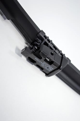 مساحة أمامي يسار فوج 2022-2025+ سبورت 2023-2025