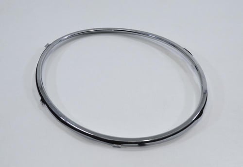 حلقة شمعة أمامي يمين كبير كروم بنتيجا 2016-2020