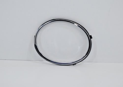 حلقة شمعة أمامي يمين صغير كروم بنتيجا 2016-2020