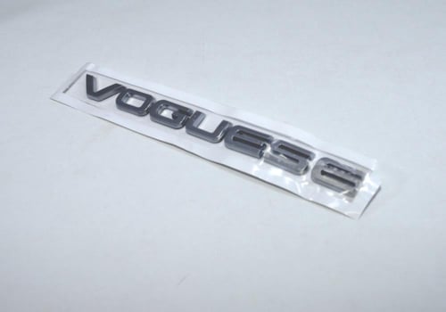 شعار VOGUESE فضي