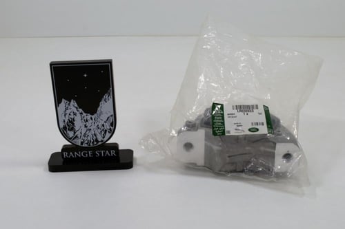 كرسي مكينة تحت ايفوك 2012-2018 اصلي