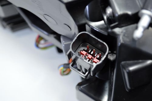 اسطب خلفي يمين سبورت 2018-2022