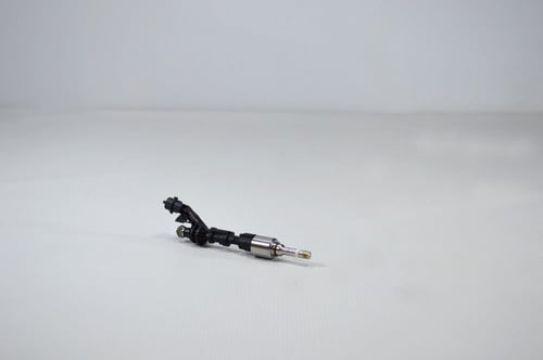 بخاخ بنزين V6 + V8 سبورت 2010-2022+ فوج 2014-2022...