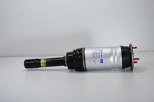 مساعد أمامي يمين فيلار 2017-2023