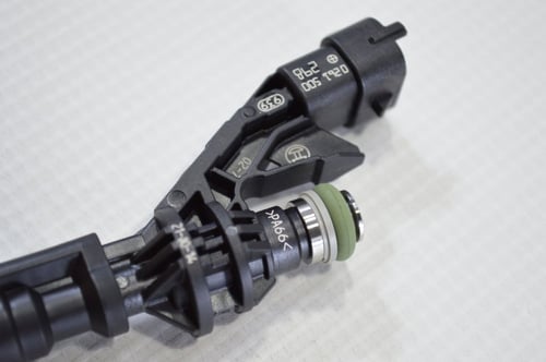 بخاخ بنزين V6 + V8 سبورت 2010-2022+ فوج 2014-2022...