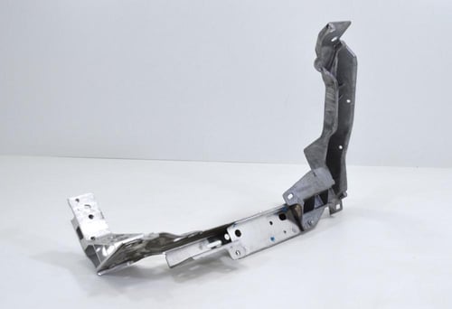 قاعدة شمعة يسار فيلار 2018-2025