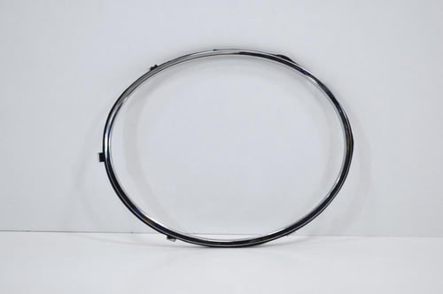 حلقة شمعة أمامي يمين كبير كروم بنتيجا 2016-2020