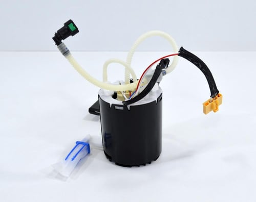 طرمبة بنزين 6سلندر كهرباء 3 خطوط جاكوار (XJ-XF) بر...