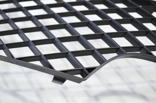 شبك صدام وسط يمين اسود W12 جي تي 2012-2015