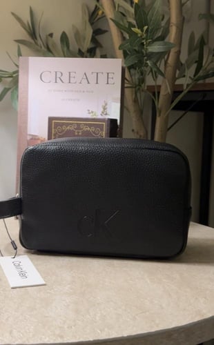 شنطه كالفن كلاين