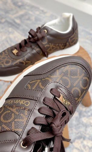 شوز كالفن كلاين size 40