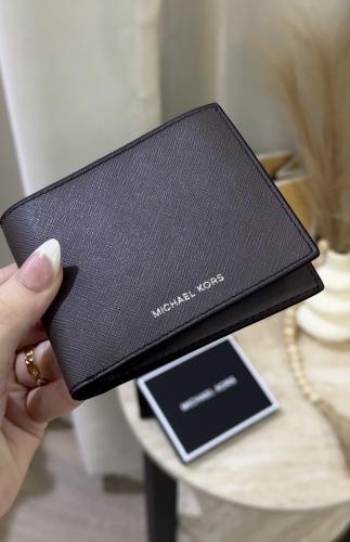 محفظه مايكل كورس