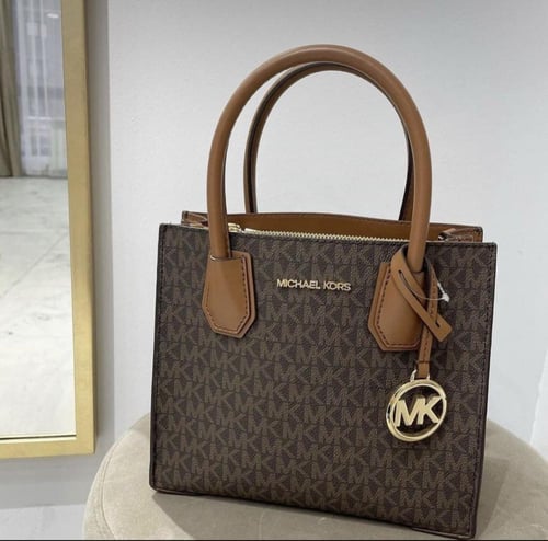 شنطه مايكل كورس بني