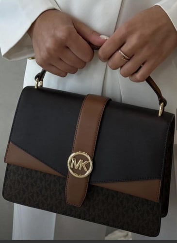 شنطه مايكل كورس بني