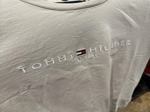 تيشيرت تومي XL