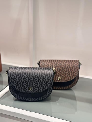 شنطه اقنر اسود سمول