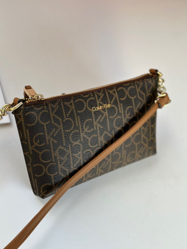 شنطه كالفن كلاين