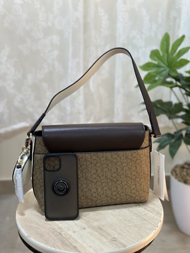 شنطه كالفن كلاين