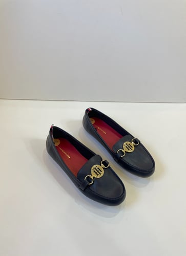 شوز تومي size 37.5