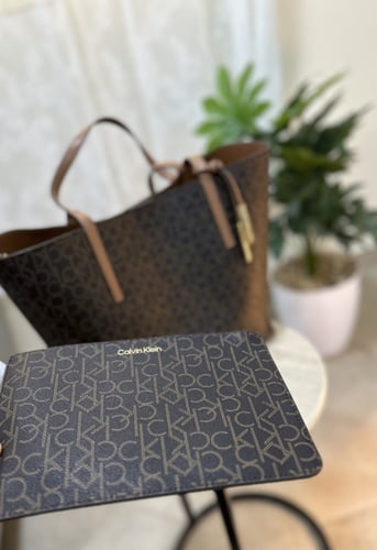 شنطه كالفن كلاين