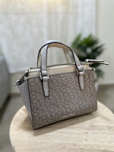 شنطه كالفن كلاين